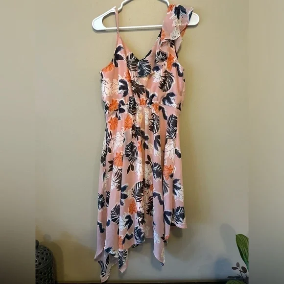 A New Day Women’s Pink Floral Faux Wrap Knee Length Dress size Medium - Picture 6 of 6
